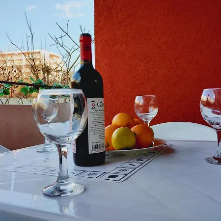 Apartament Marina View-bastetbs Daire